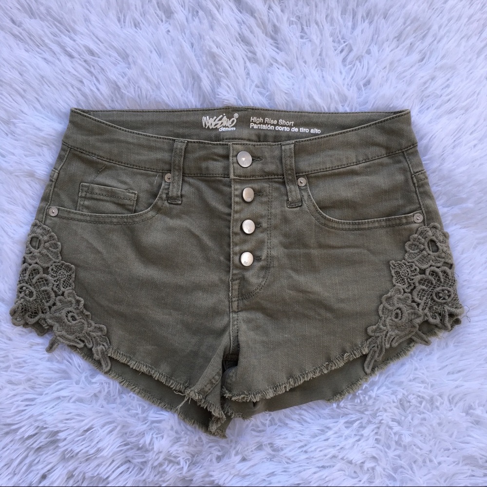 🟢 Mossimo Denim Lace Detailed Shorts 🟢